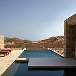 Perma Serifos Town