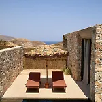 Perma * Serifos Town