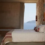 Perma Serifos Town