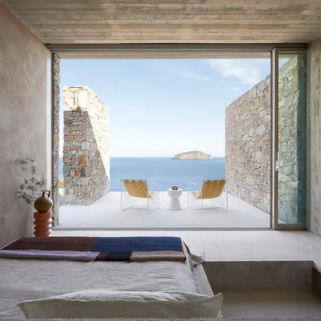 Hotel Perma Serifos Town